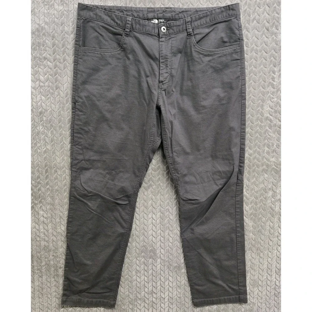 2 The North Face Motion Pants Men's Size 40x32 Gray Tan Articulated Knees Hiking